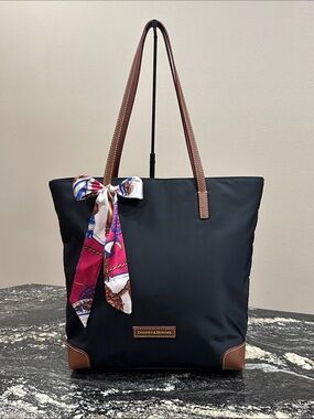 Dooney & Bourke Nylon Tote🤎🖤